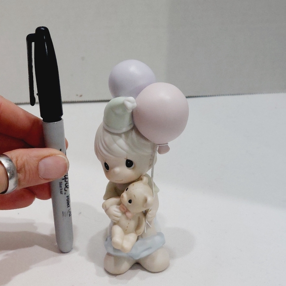 Precious Moments (1490) - Picture 9 of 10